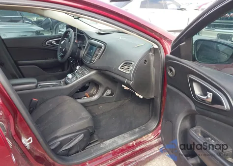 2015 Chrysler 200 Limited z USA, uszkodzony, nr VIN 1C3CCCAB3FN750479